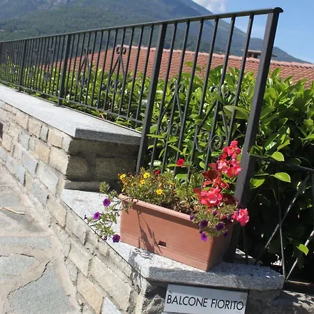 Balcone Fiorito Bed & Breakfast *