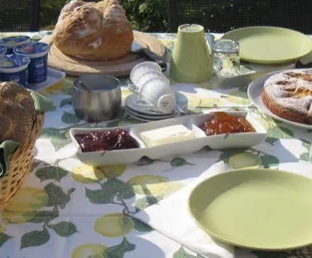 Balcone Fiorito Bed & Breakfast