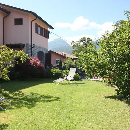 Balcone Fiorito * Menaggio