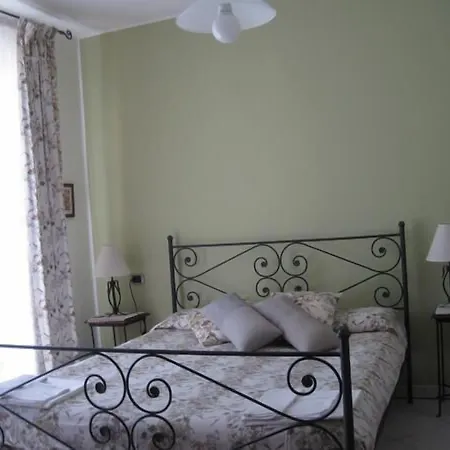 Balcone Fiorito Menaggio