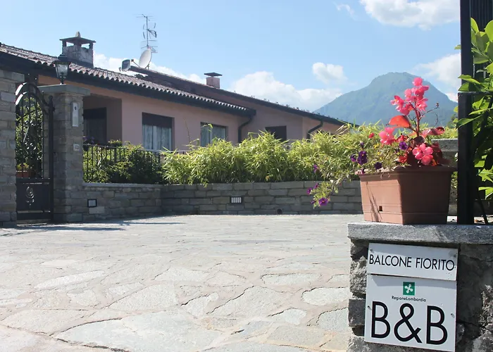 Balcone Fiorito 3* Менаджо